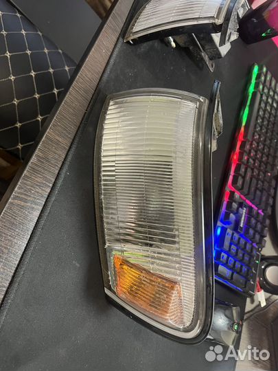 Поворотники toyota cresta 90