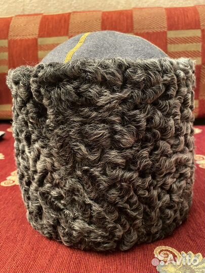 Шапка меховая из каракуля