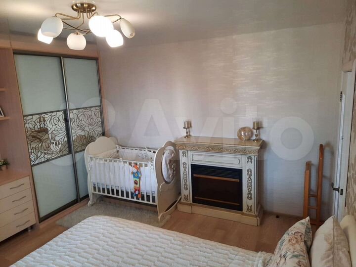 3-к. квартира, 92 м², 9/17 эт.