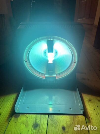 Кварцевая лампа бактерицидная