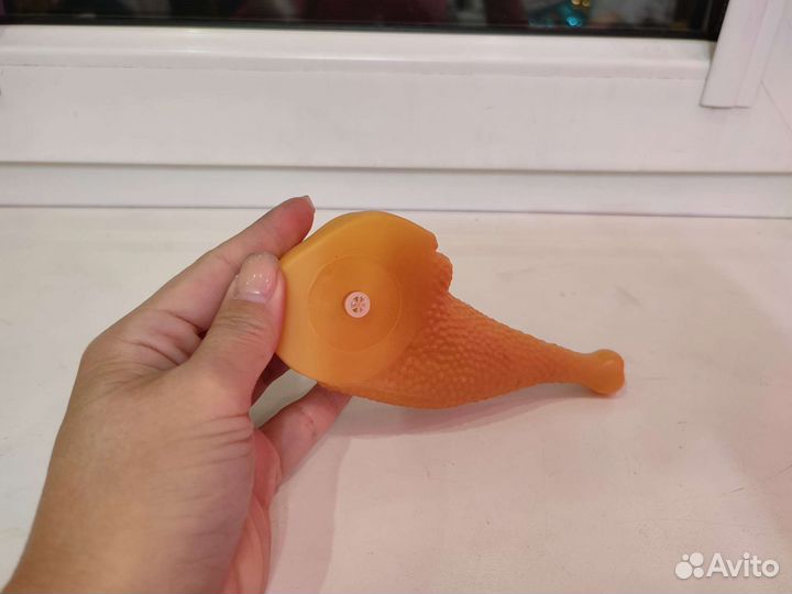 Игрушка пищащая 