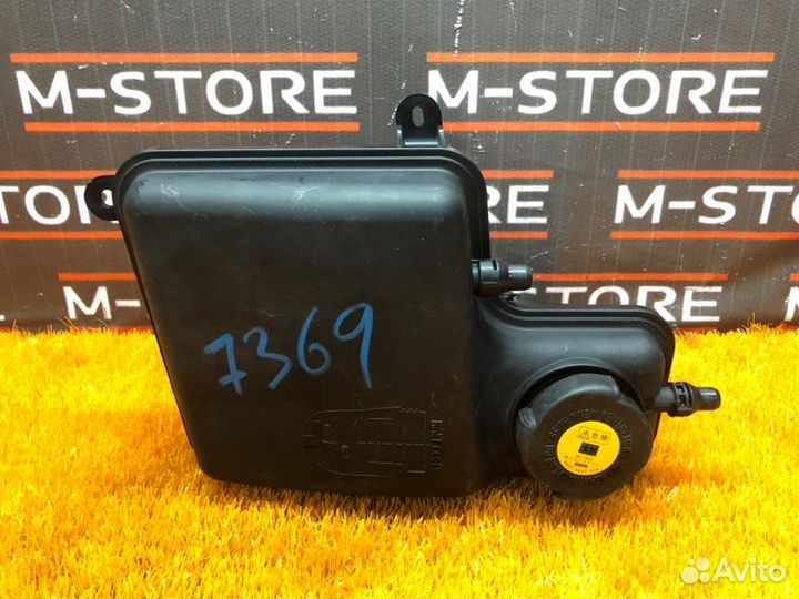 Бачок расширительный Bmw 7-Series E66/65 N62B48B