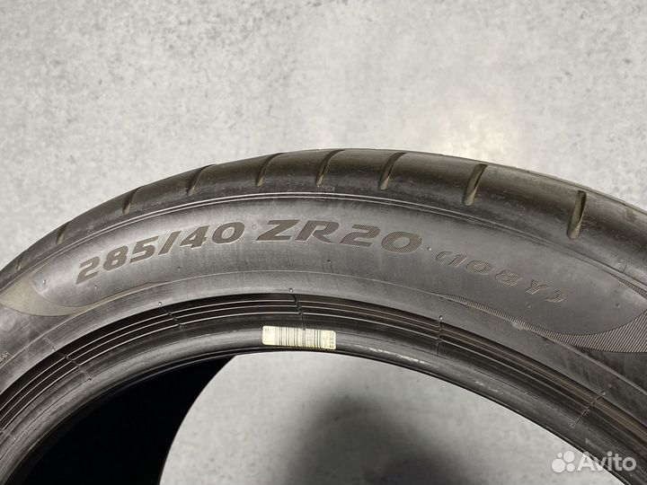 Pirelli P Zero PZ4 285/40 R20 104Y