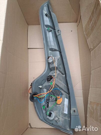 Продается задний правый фонарь datsun