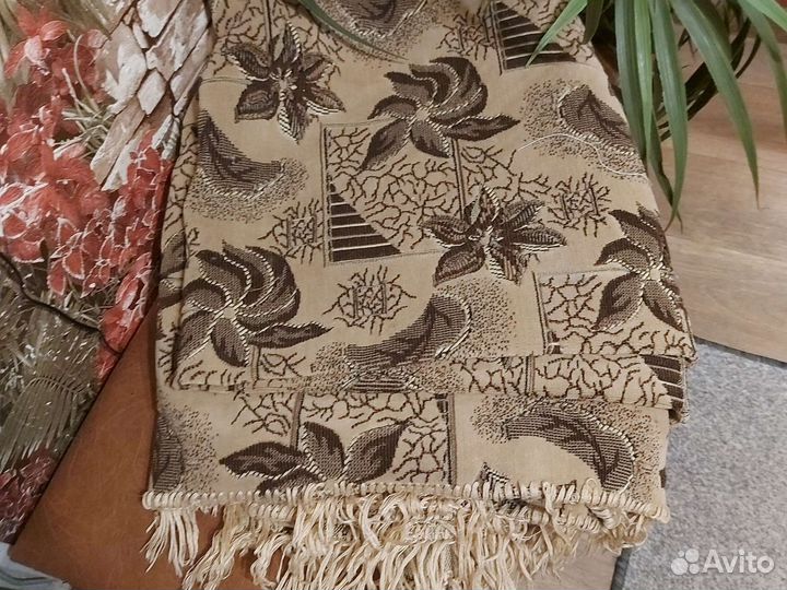 Покрывало с накидками