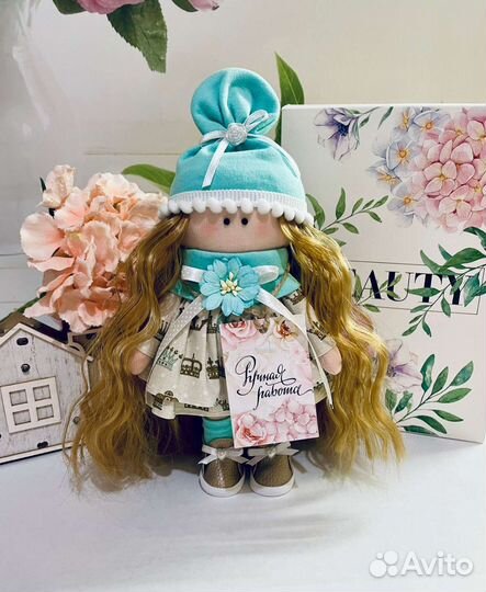 Кукла-тильда ручной работы в подарочной упаковке