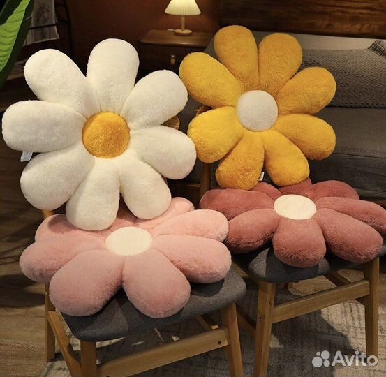 Декоративная подушка ромашка