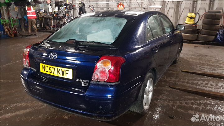 Разбор на запчасти Toyota Avensis 2