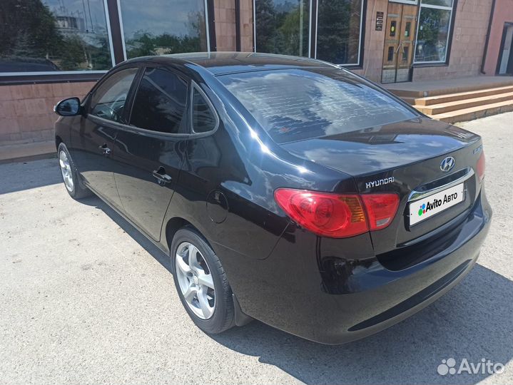 Hyundai Elantra 1.6 AT, 2010, 264 000 км