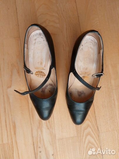 Винтажные кожаные туфли Югославия