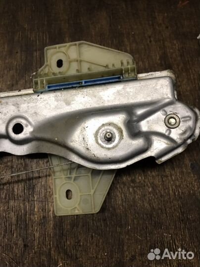 Лада х рей стеклоподъемник правый