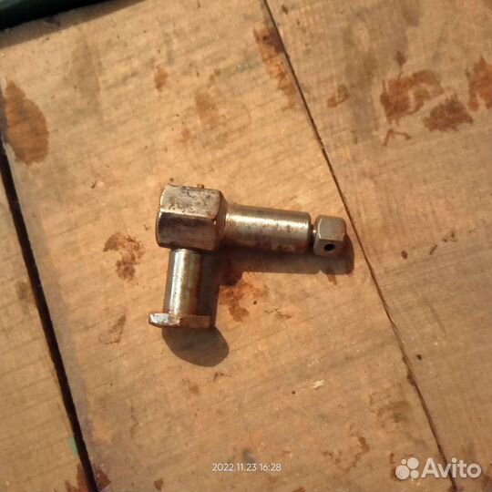 Замок дверной