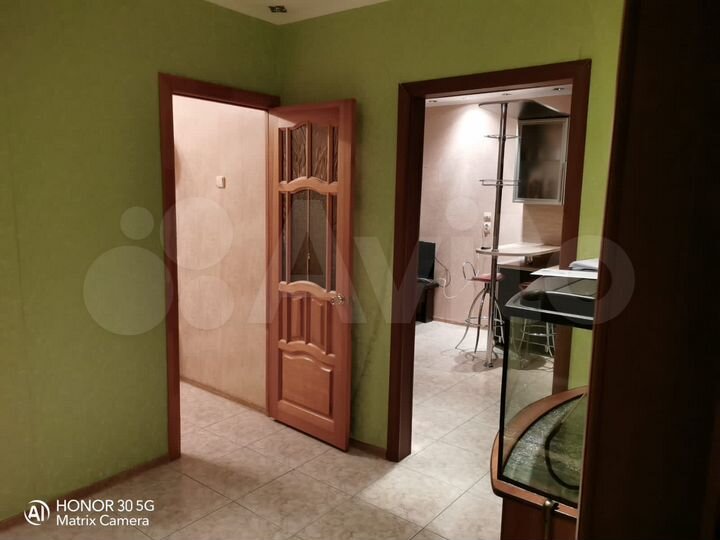 4-к. квартира, 80 м², 1/5 эт.