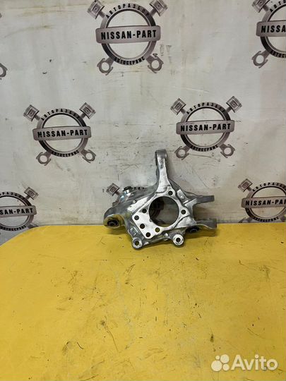 Lexus lS 250 кулак задний правый