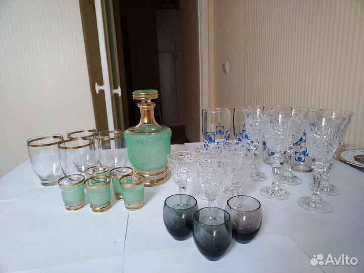 Рюмки, бокалы, графин, фужеры