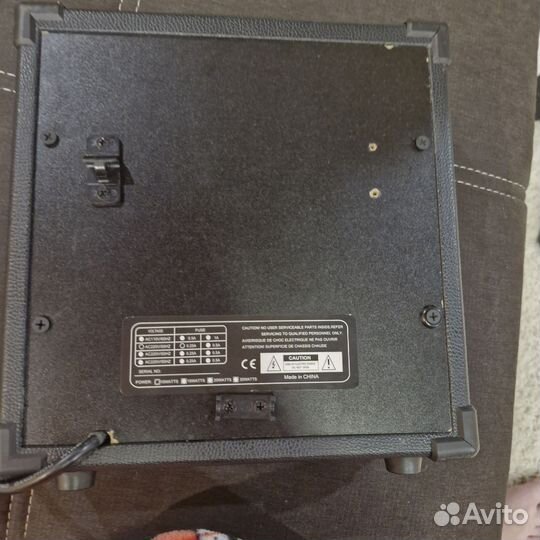 Гитарный комбоусилитель