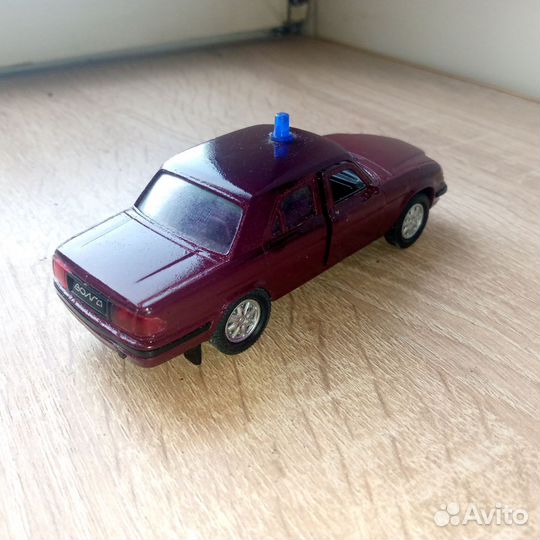 Модель автомобиля газ Волга 31105