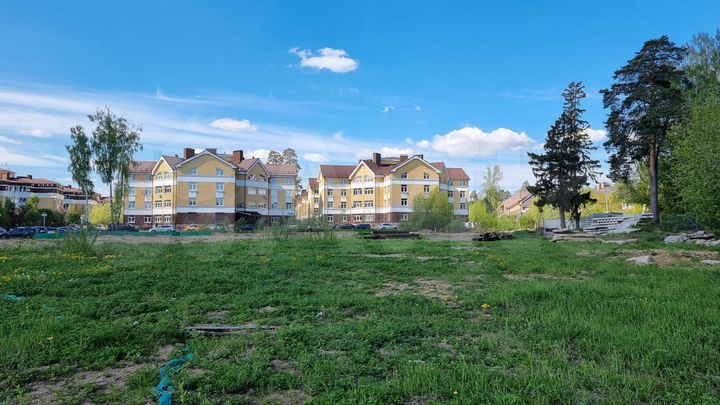 3-к. квартира, 100 м², 2/4 эт.