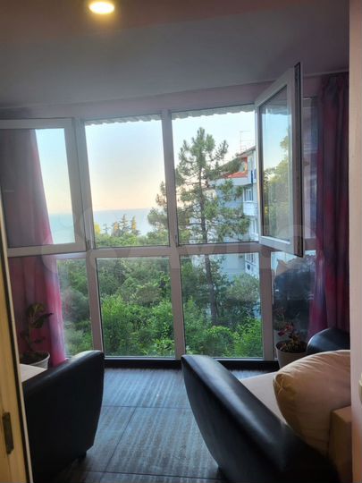 Дом 37,7 м² на участке 1,3 сот.