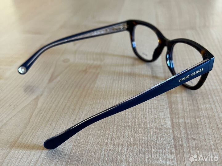 Оправа Tommy Hilfiger новая оригинал женская