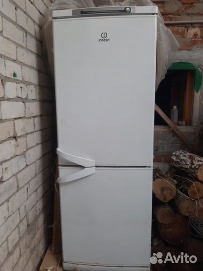 Холодильник на запчасти