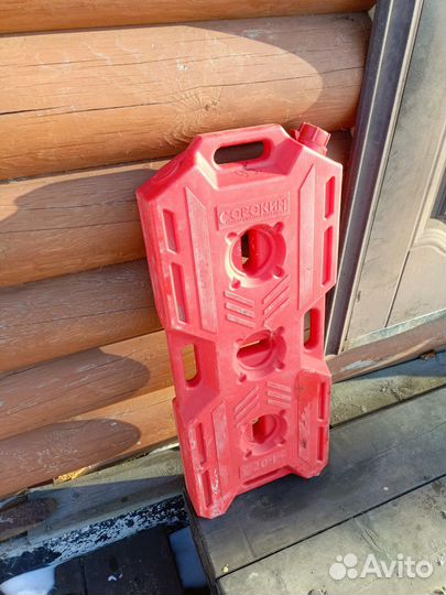 Канистра пластиковая экспедиционная 20 литров