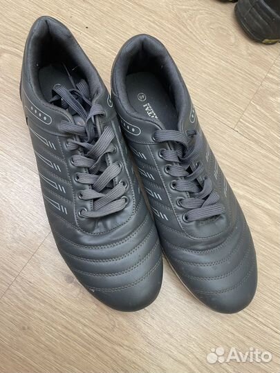 Кроссовки размер 44