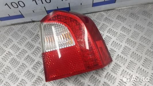 Фонарь задний правый volvo V70 3 (KBG04MY01)