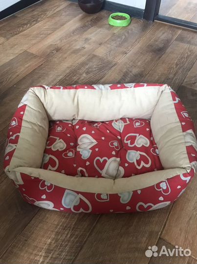 Лежанка для кошек