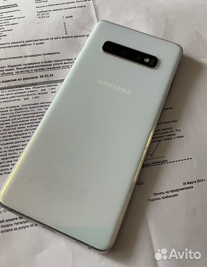 Samsung Galaxy S10, 8/128 ГБ
