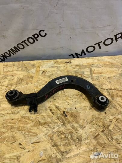 Рычаг задний верхний Volkswagen Passat B6
