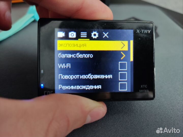 Экшен камера x-try