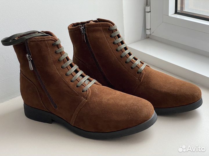 Новые зимние ботинки 42
