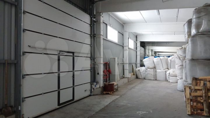 Склад, 750 м²