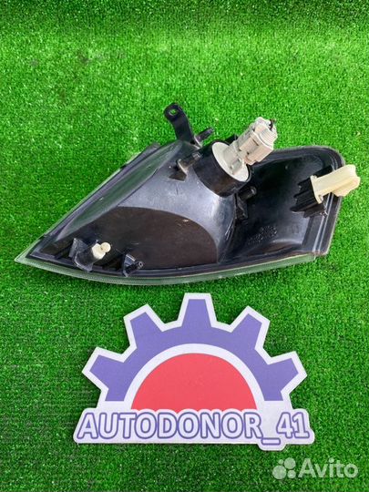 Габарит передний правый Nissan Ad vhny11 QG18DE