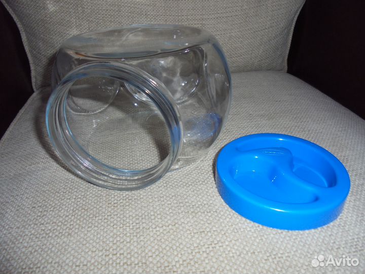 Банка 1.7 л Пашабахче Турция синяя крышка