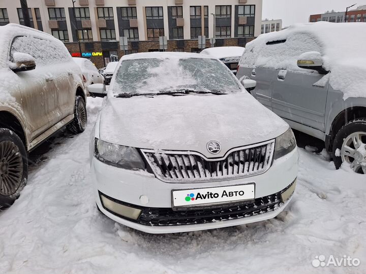 Skoda Rapid 1.6 AT, 2018, 295 000 км