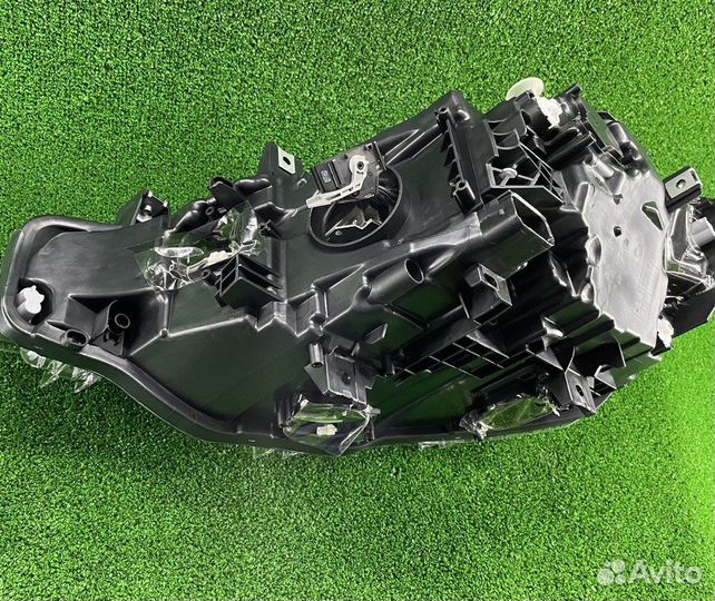 Фара правая F30 15-19 LED