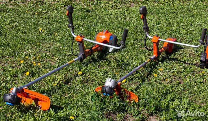 Вспашка земли мотоблоком