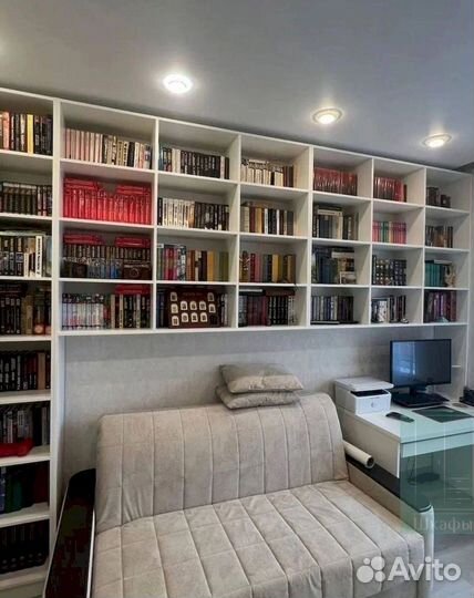 Шкаф двухстворчатый