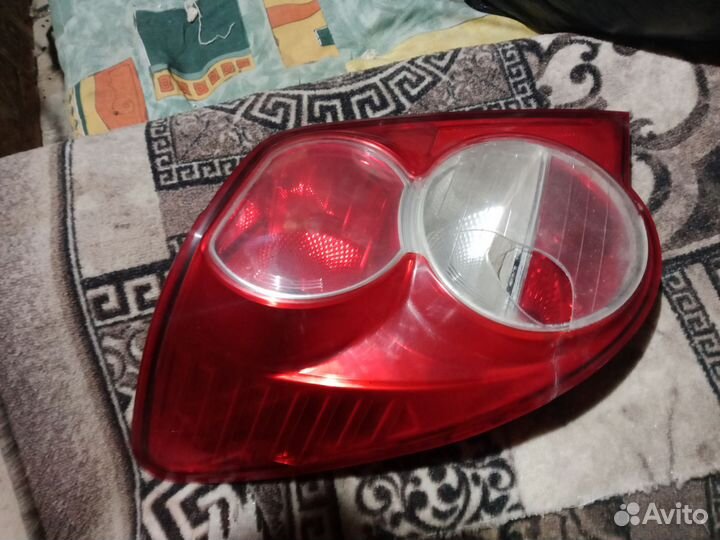 Задние фонари Шевроле Авео т 300