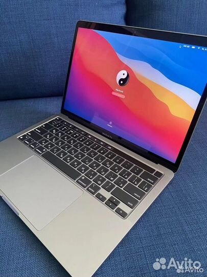 Macbook Pro 13 M1 2020 8/256GB Space Gray MYD82