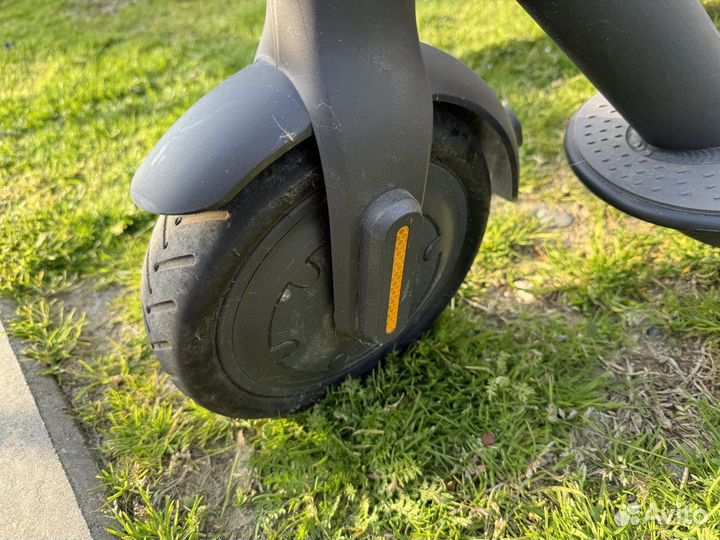 Xiaomi Mi Electric Scooter Essential