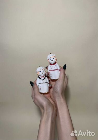 Фарфоровая ёлочная игрушка