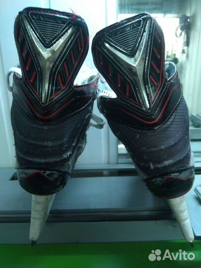 Хоккейные коньки bauer vapor x500