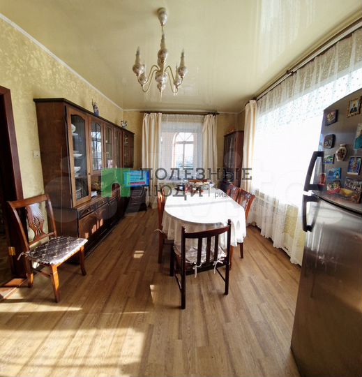 Коттедж 246 м² на участке 12 сот.