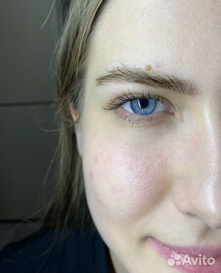 Окрашивание бровей