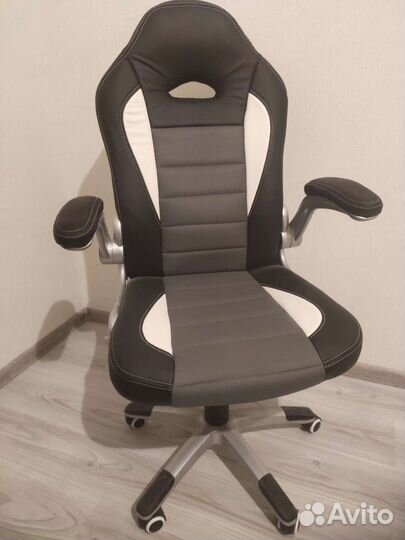 Кресло компьютерное новое