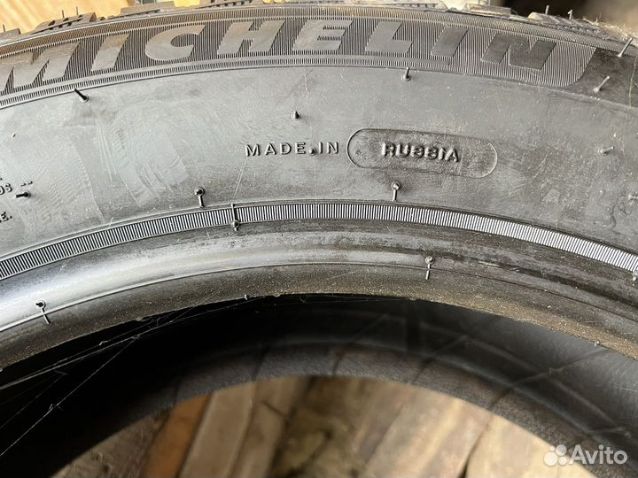 Michelin X-Ice North 4 215/60 R17 100T