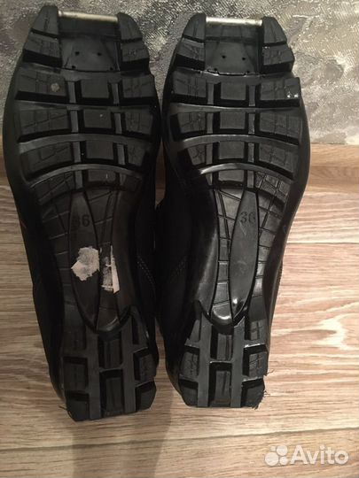 Лыжные ботинки